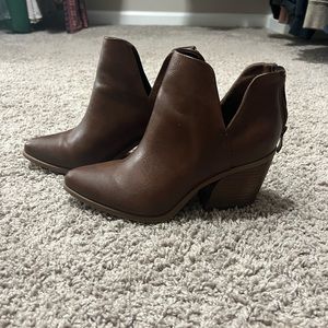 Michael Shannon boots